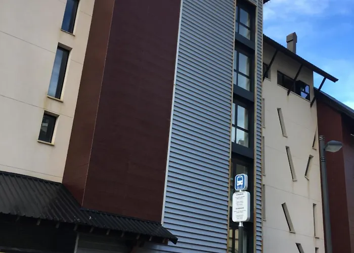 Sierra Nevada, Abuhardillado Parking Y Wifi